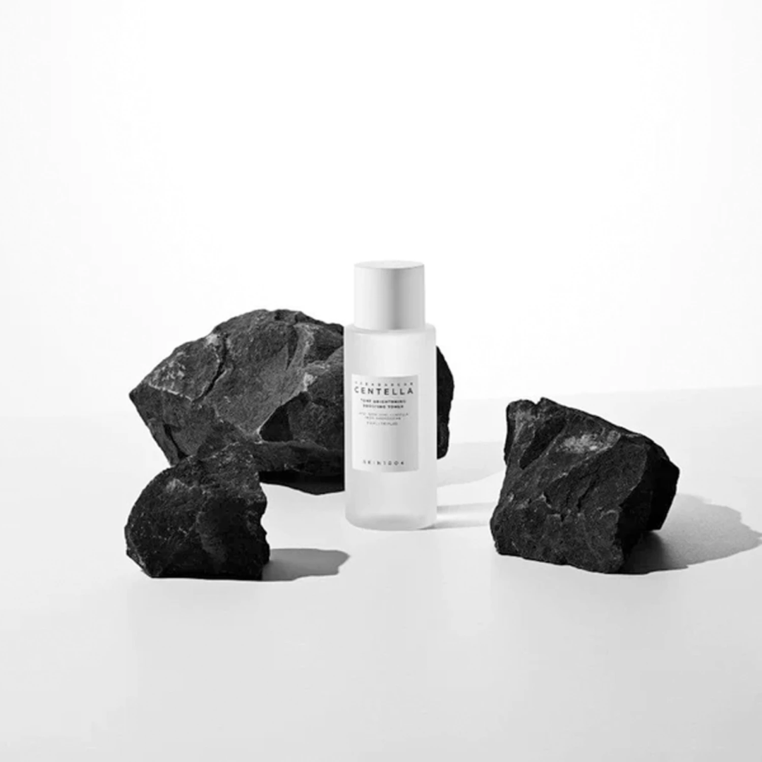 Madagascar Centella Tone Brigthening Boosting Toner